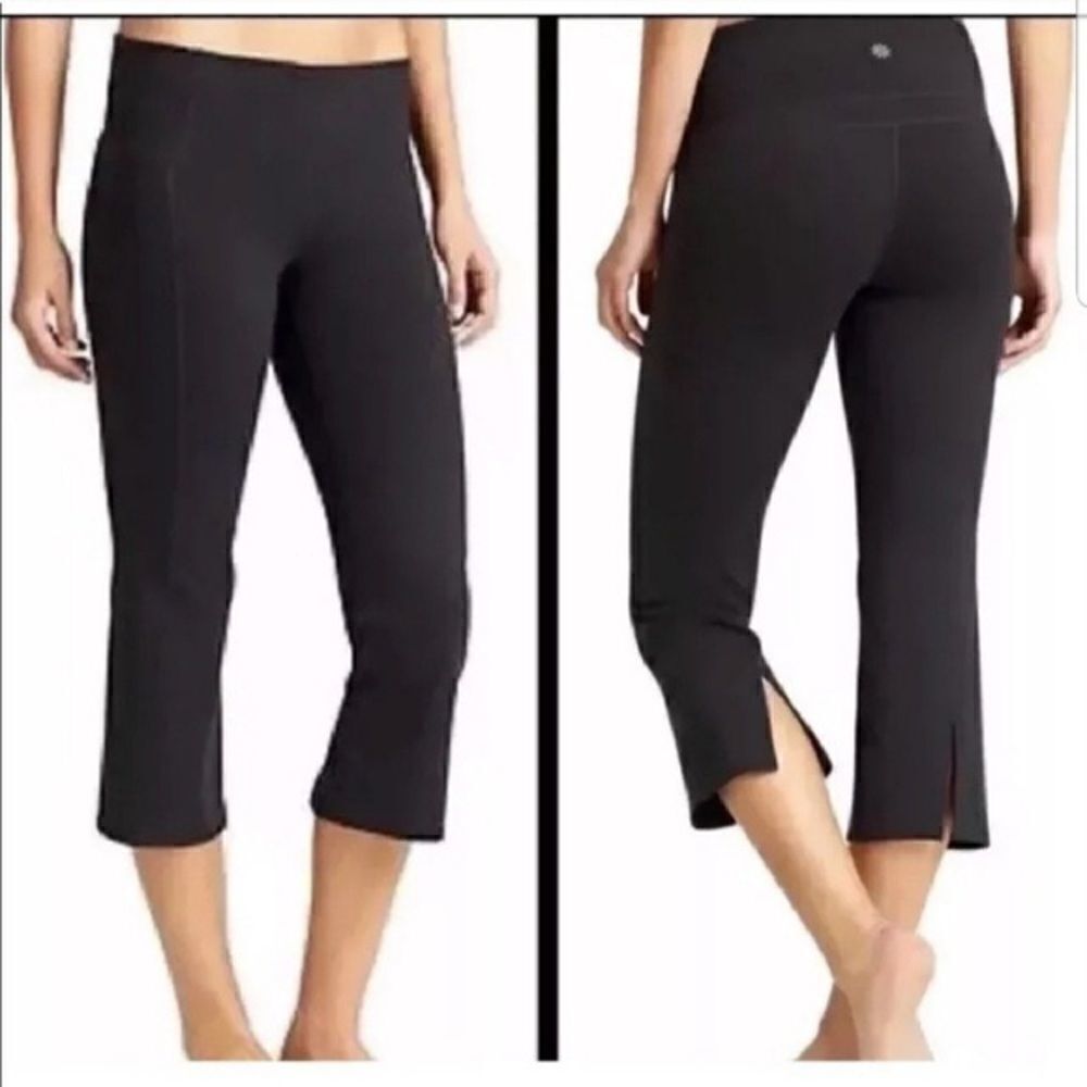 Athleta Power Ananda Capri Yoga Workout Pants
